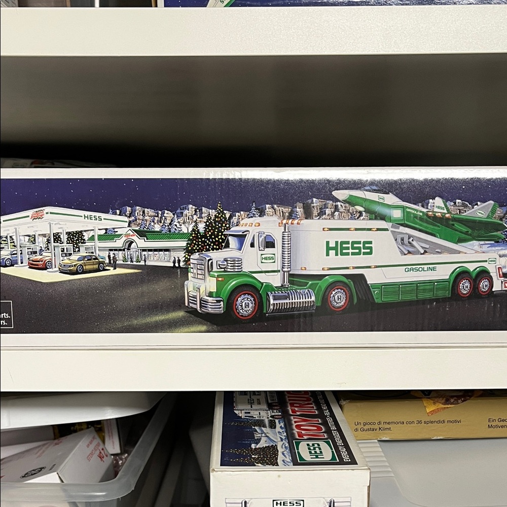 NIN Hess Toy Truck and Space Shuttle